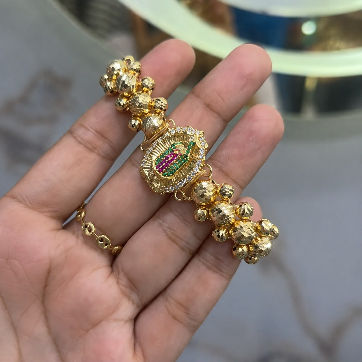 Pulsera VIRGEN DE GUADALUPE en oro laminado 18k Certificado
